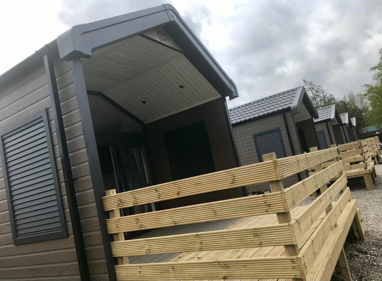 Caledonian Lodges 1 Inverness Exterior foto